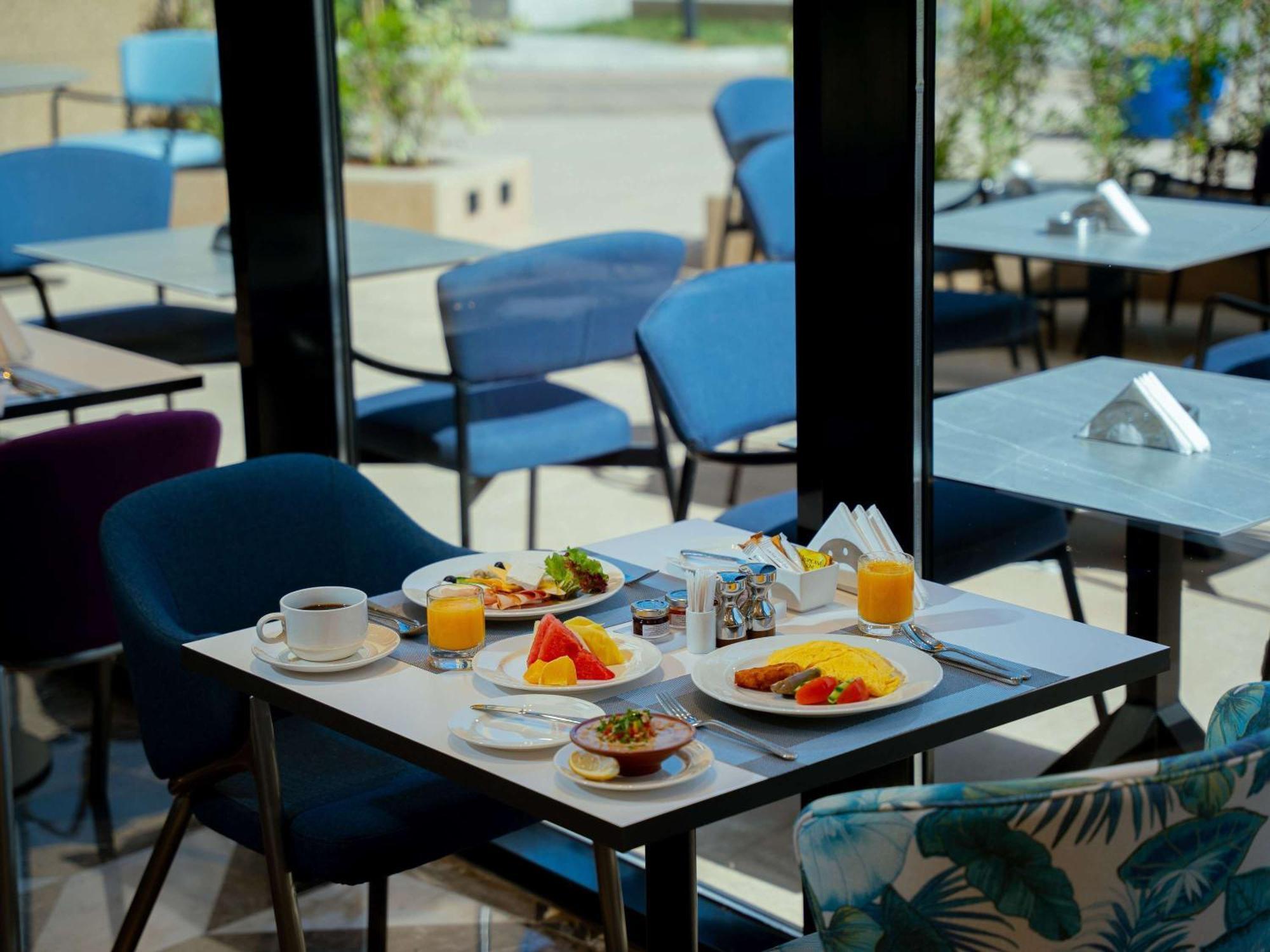 Mercure Riyadh Al Anoud Εξωτερικό φωτογραφία